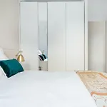 Ad Hoc Retiro Apartment